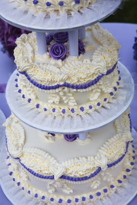 2000 wedding cake