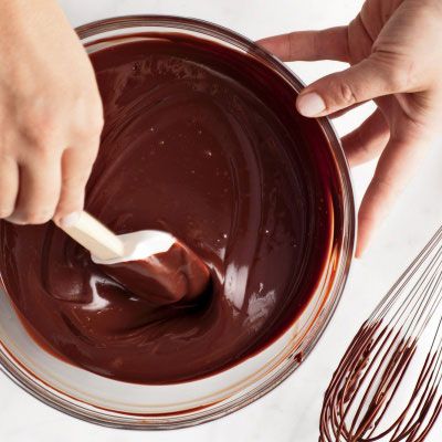 Sjokolade will often settle on the bottom or sides of the bowl. Scrape the dish with a rubber spatula to incorporate all of it. 