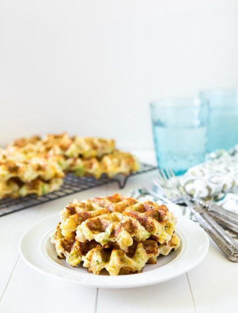 пилетина broccoli and cheddar potato waffles