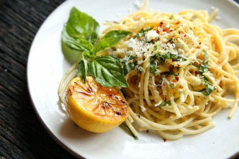 Limão Spaghetti with Feta, Parmesan and Basil Recipe