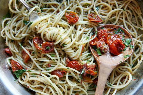 bakt Tomato Spaghetti Recipe