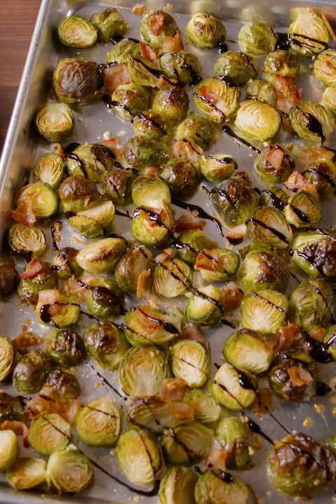 Een ander healthy surprise—Brussels sprouts were the second most-searched recipe this year. We prefer ours roasted with bacon and drizzled with balsamic glaze. Get the recipes from Delish. 
