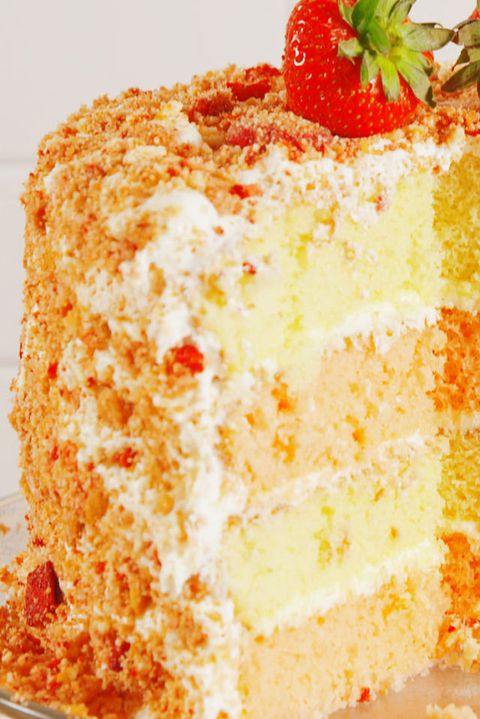 morango Crunch Cake Vertical