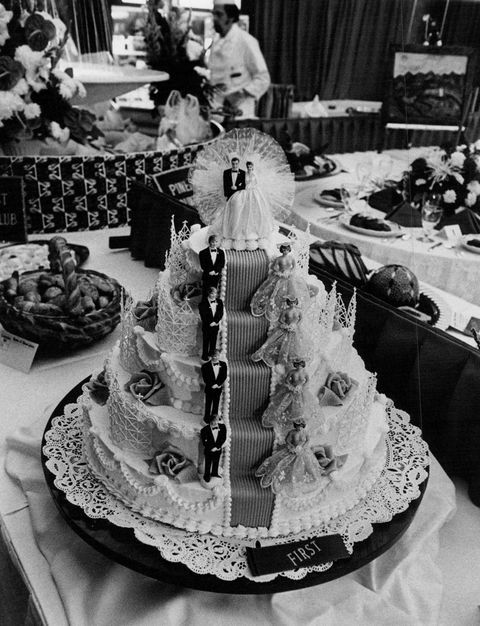1970 wedding cake