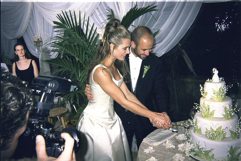 1990 wedding cake Brooke Shields