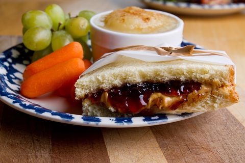 Amendoim Butter and Jelly Sandwich Fancy Lunch